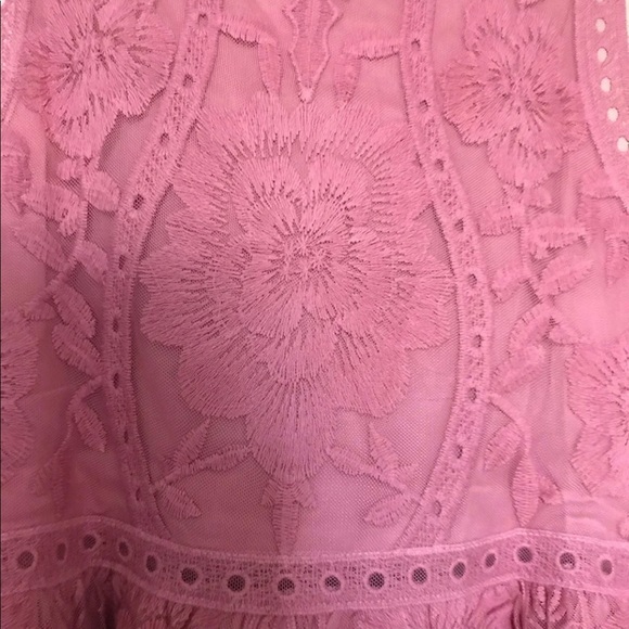 Woman’s lace tank top size small new - Picture 2 of 3